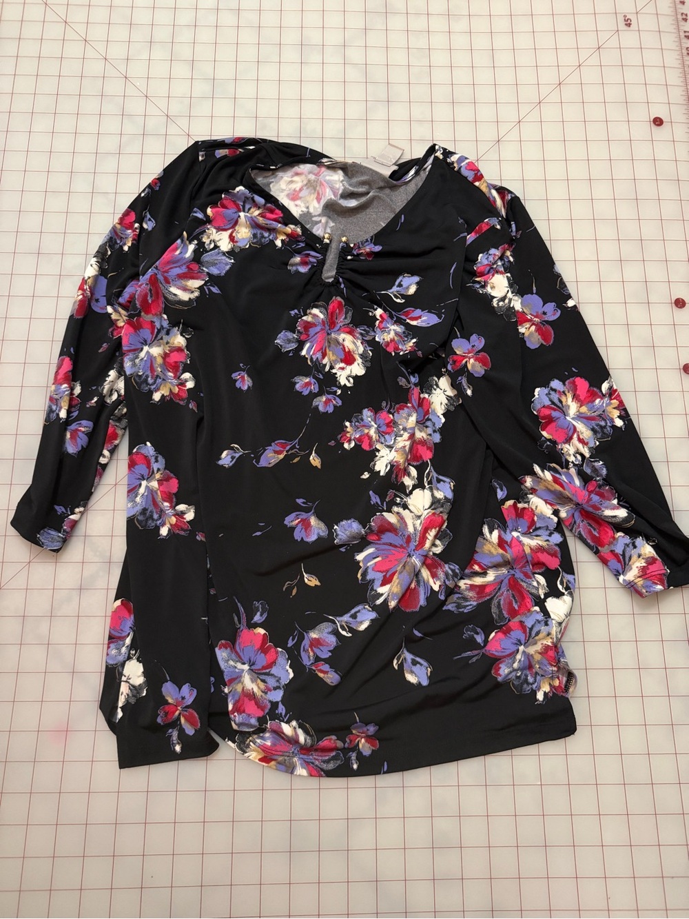 Chico's Floral Knit Blouse Top Black Purple Gold Hardware Size 2 Large 12 14